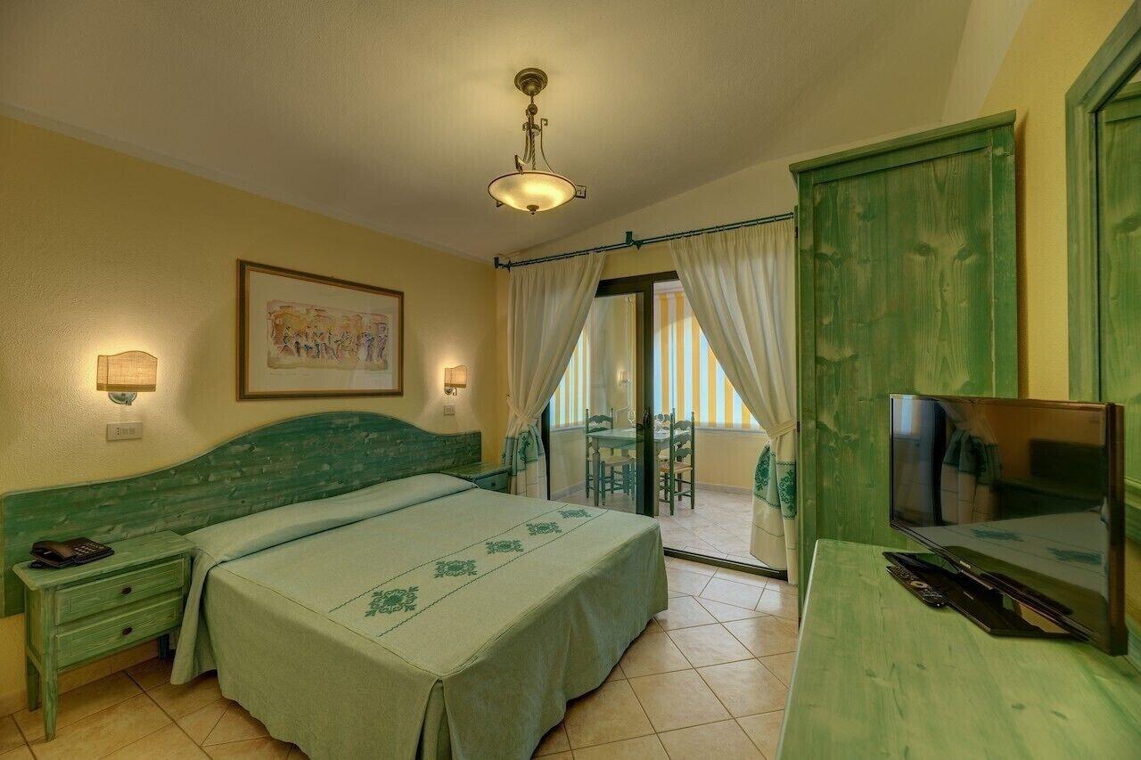 Cala Viola 3*