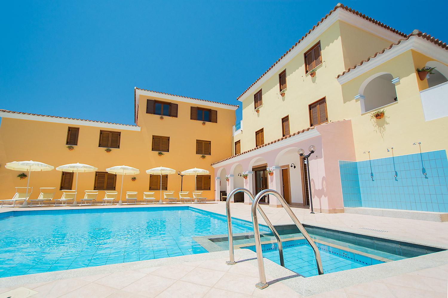 Apart-hotel Cala Viola